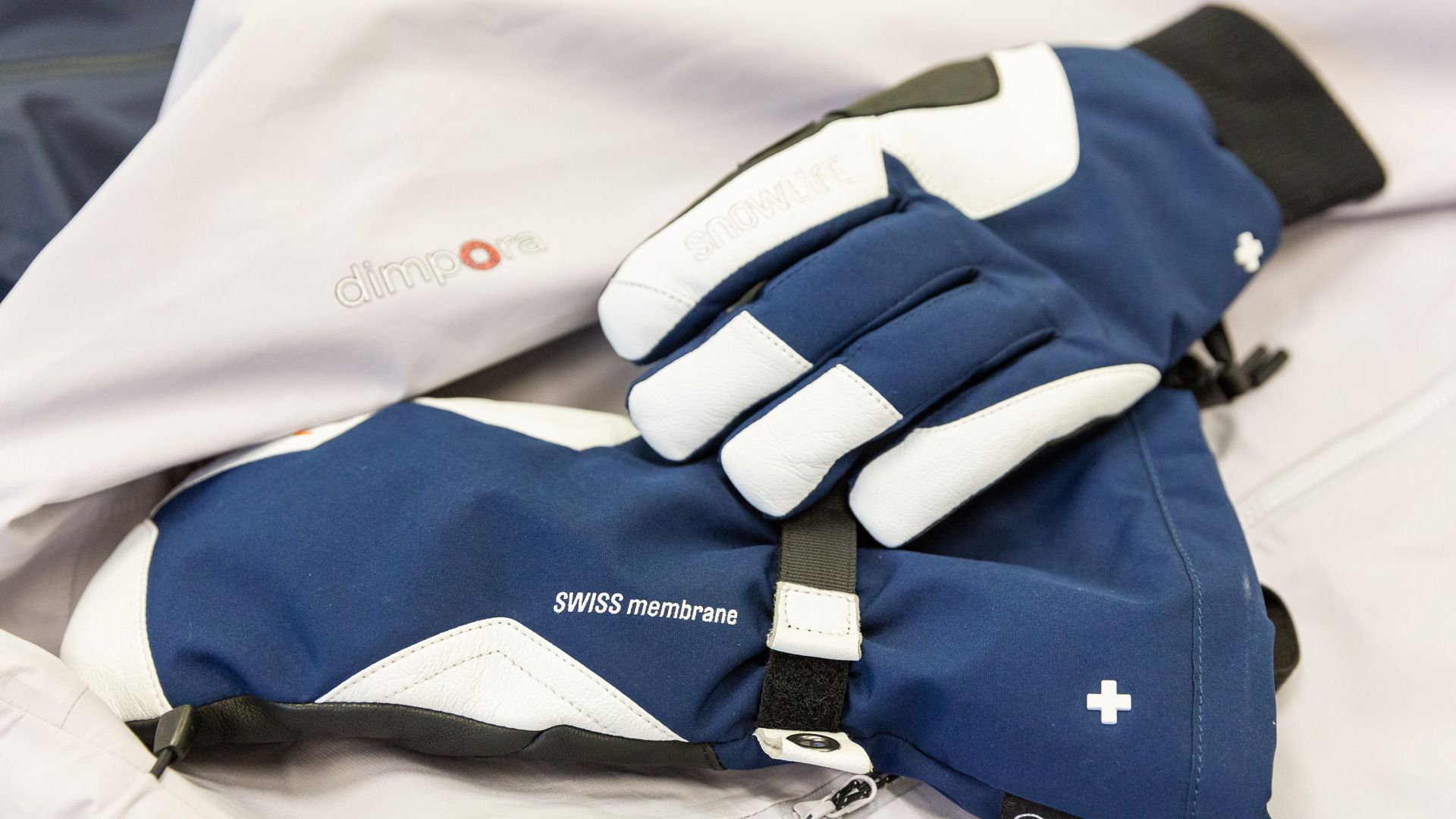 dimpora vertreibt seine Membran an grosse Sport- und Outdoor-Bekleidungsmarken