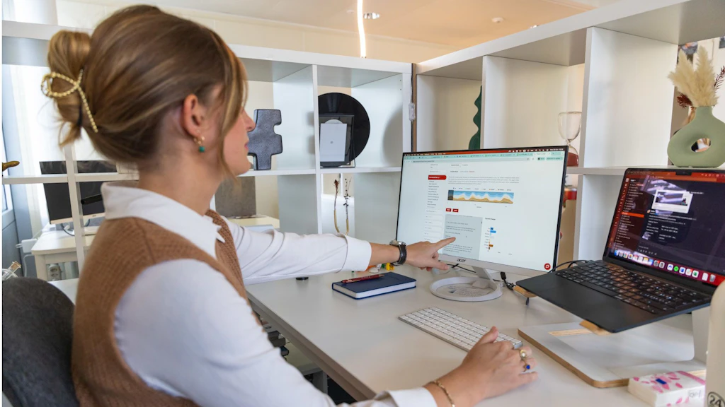 The evaluation provides specific indicators by audience segment
